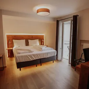 4* Guest house Zur Sonne